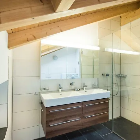 Beaulac Penthouse - Direct View Daire Brienz (Bern)